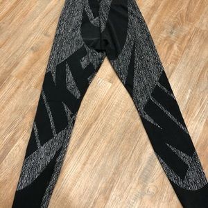 Nike Workout Leggings - S